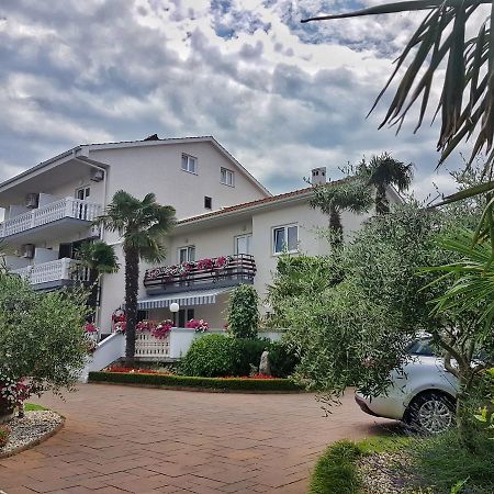 Guest House Katarina Malinska Dış mekan fotoğraf