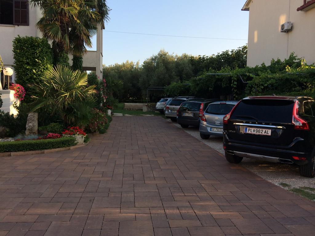 Guest House Katarina Malinska Dış mekan fotoğraf