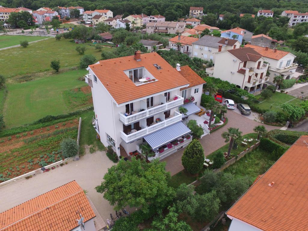 Guest House Katarina Malinska Dış mekan fotoğraf