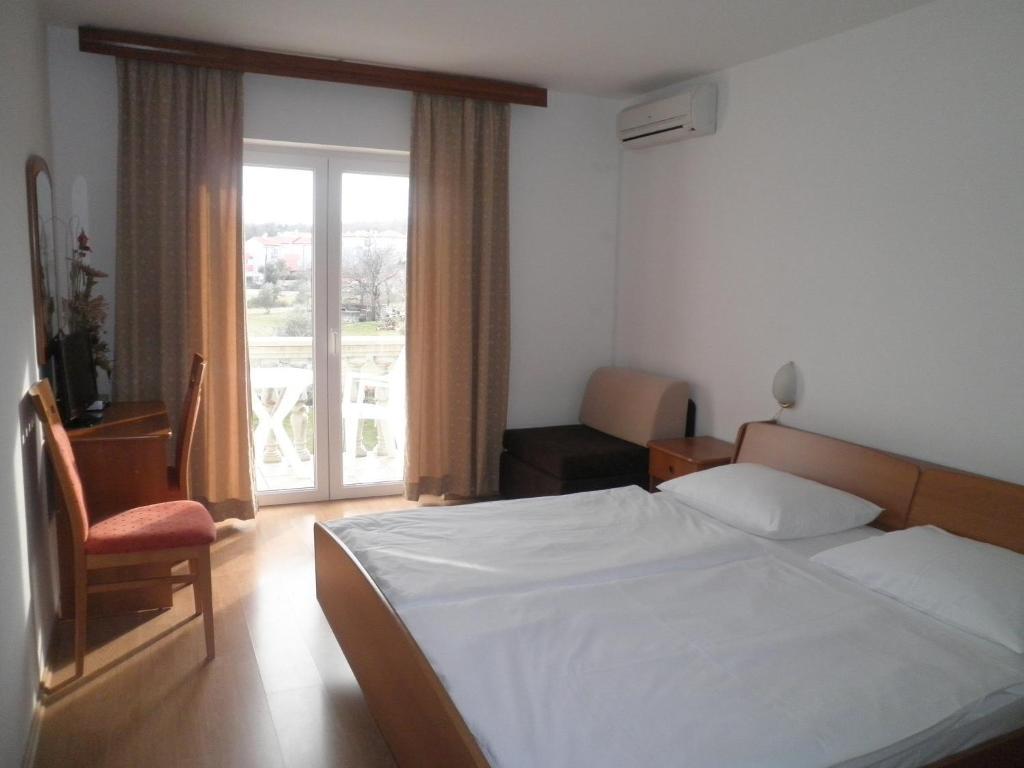 Guest House Katarina Malinska Oda fotoğraf