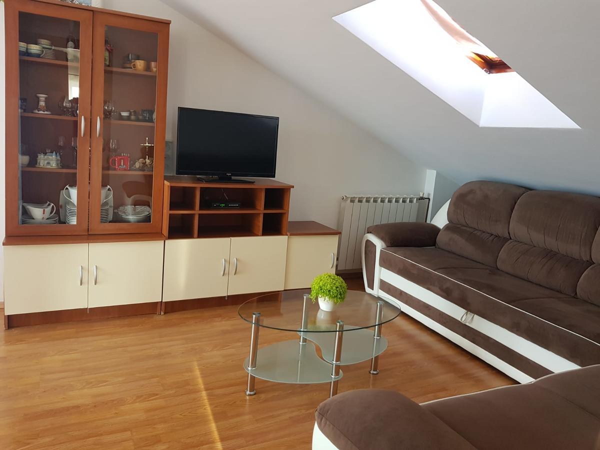 Guest House Katarina Malinska Oda fotoğraf